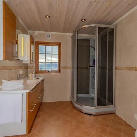 Villa Adventure